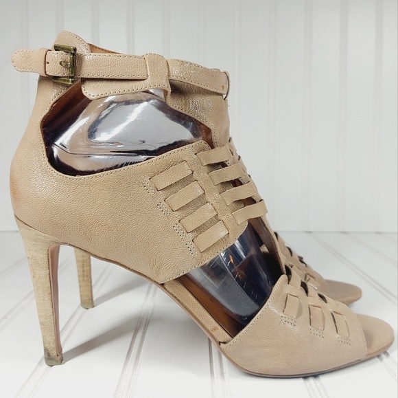 Nine West Open Toe Buckle Tan Heels C14 - Picture 6 of 15